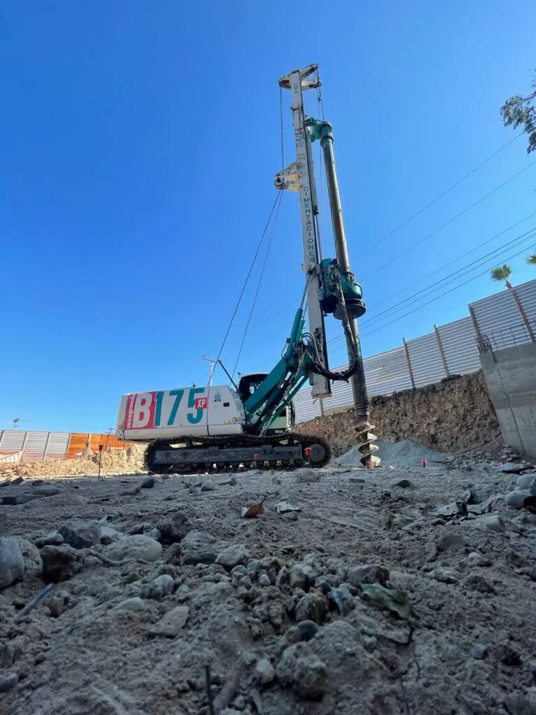 Noticias: trabajo de cimentación documentado por CRS